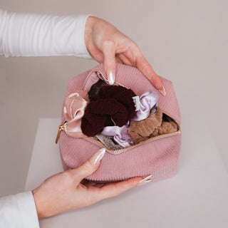 Make-uptas van ribfluweel