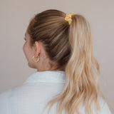 Betty Scrunchie von Claide – Zeitlose Eleganz mit hochwertiger Seide